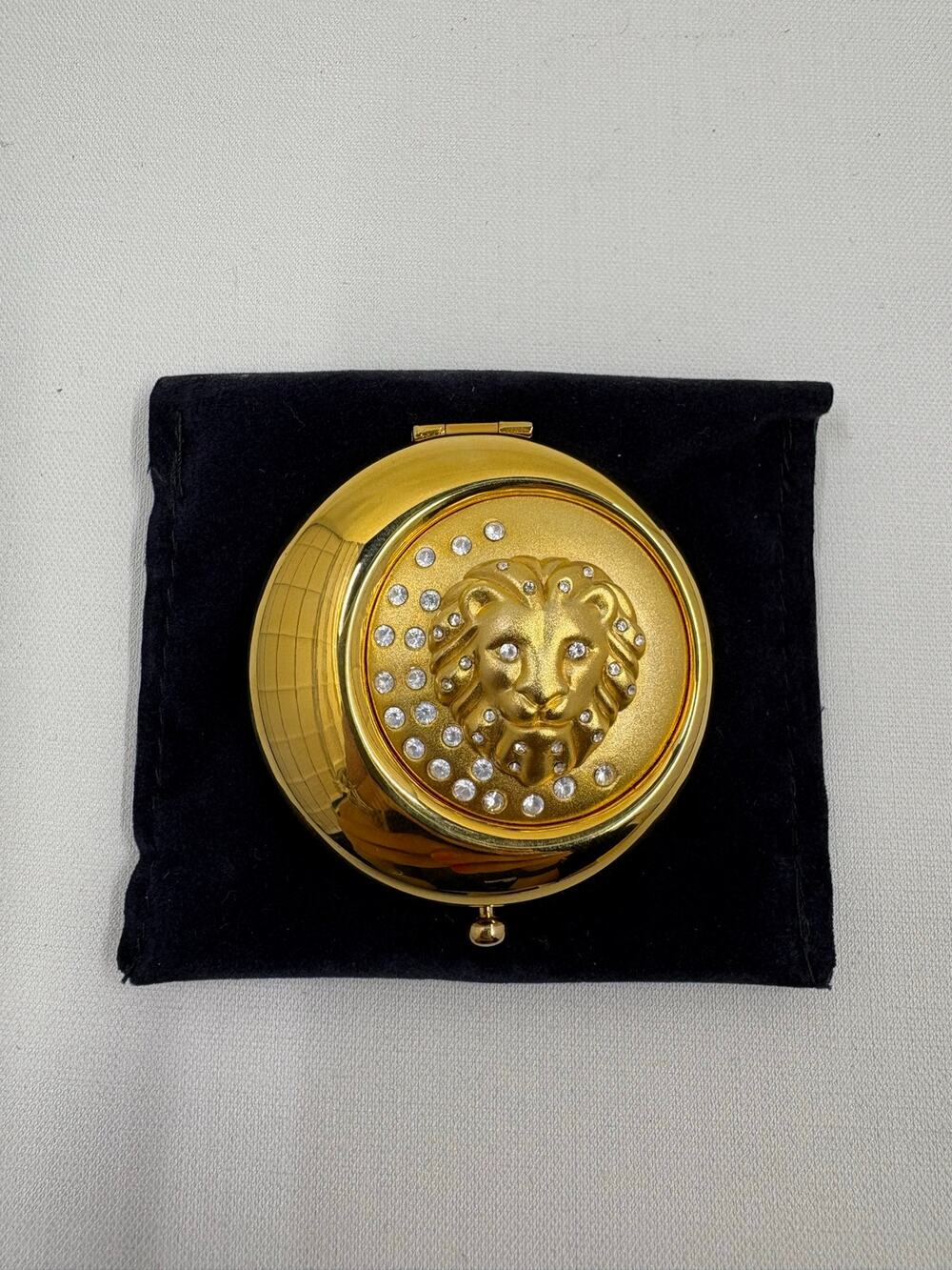 Estée Lauder Golden Leo Compact- Lucidity